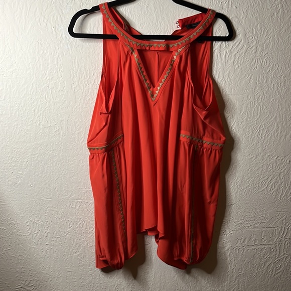 BCBG cold shoulder blouse orange w Aztec accents sz 6 - Picture 2 of 3